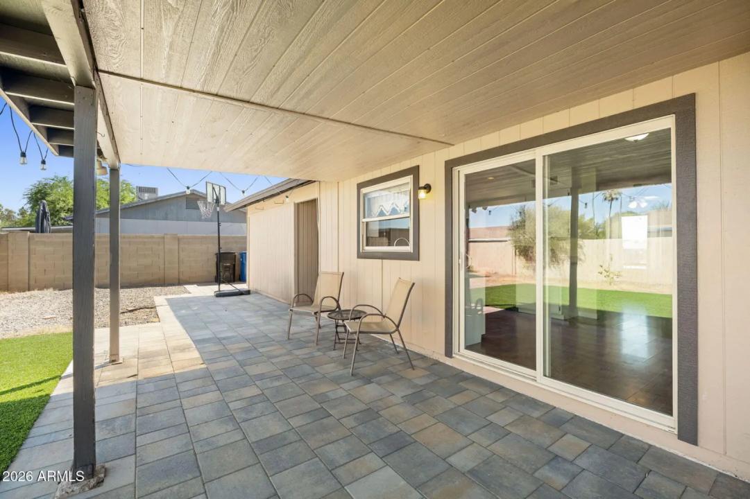 Real Estate Picture 32