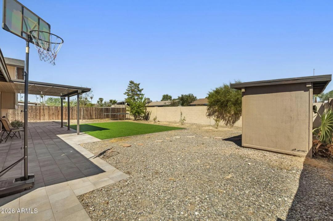 Real Estate Picture 34