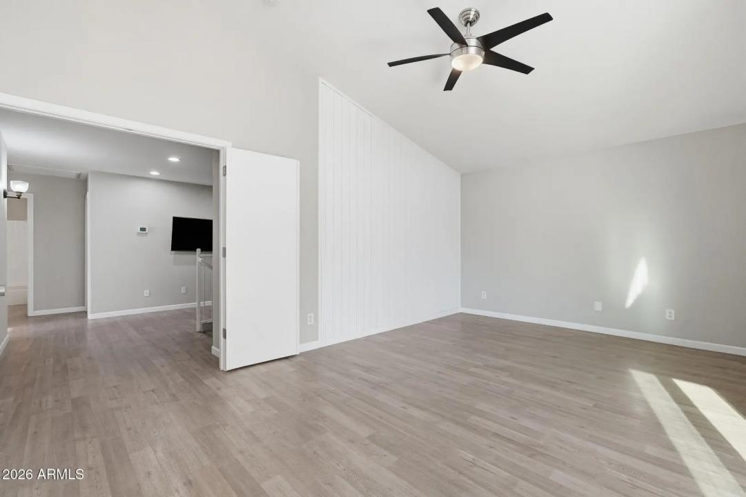 Real Estate Picture 27