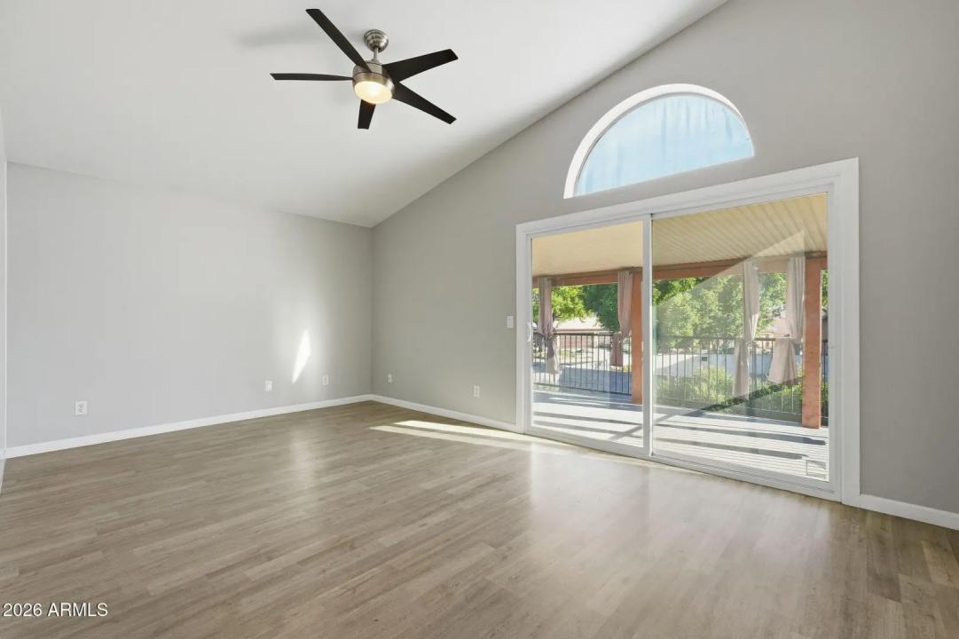 Real Estate Picture 30