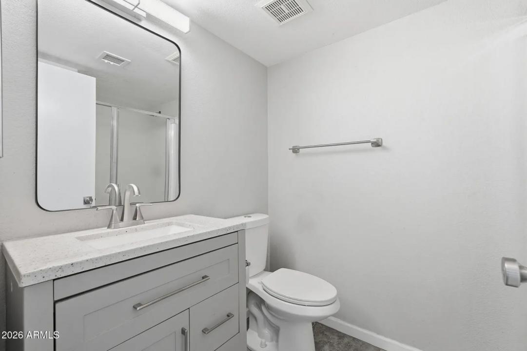 Real Estate Picture 39