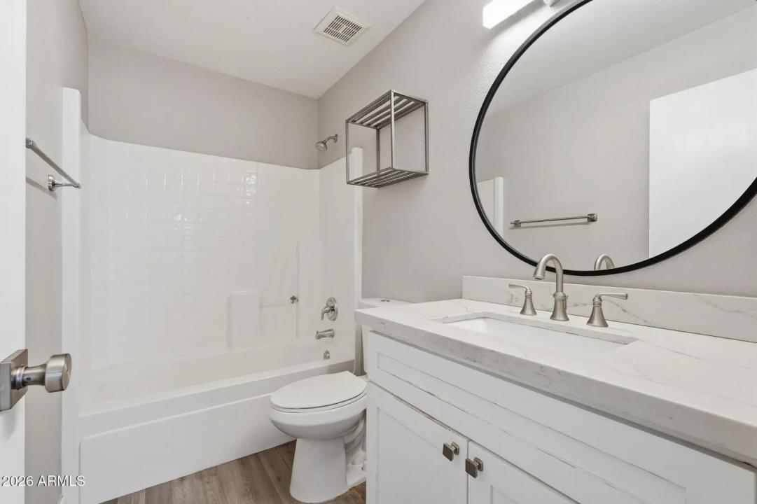 Real Estate Picture 44