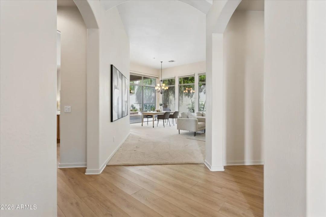 Real Estate Picture 6