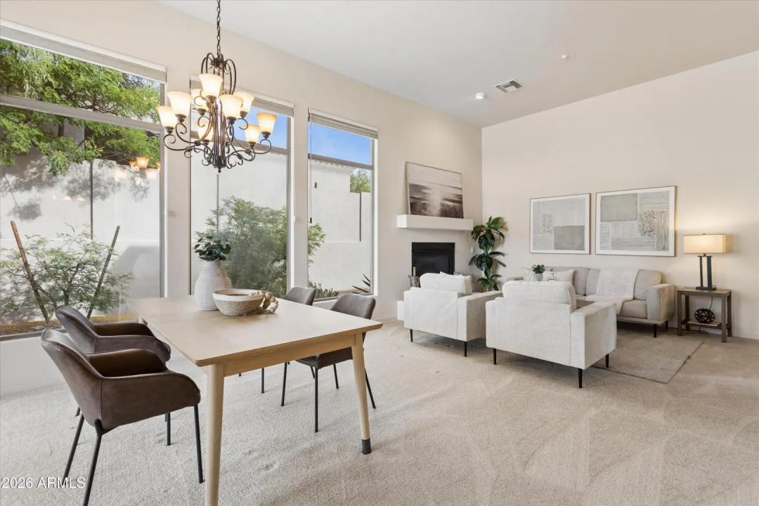 Real Estate Picture 8