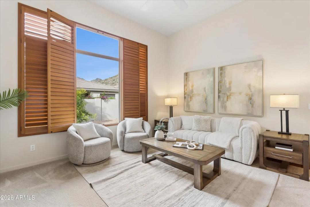 Real Estate Picture 18