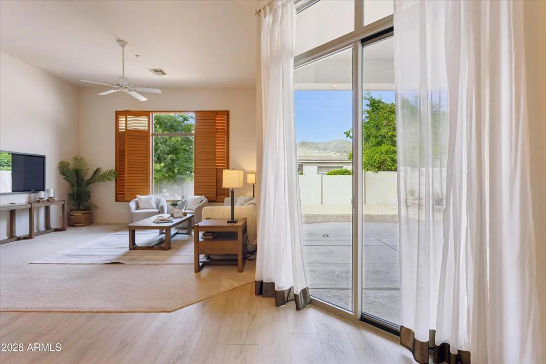Real Estate Picture 15
