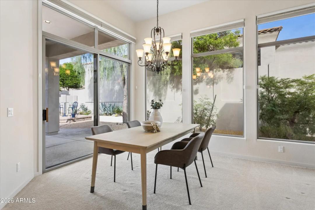 Real Estate Picture 12