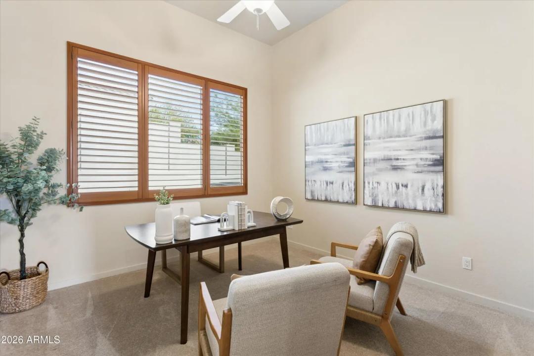 Real Estate Picture 24