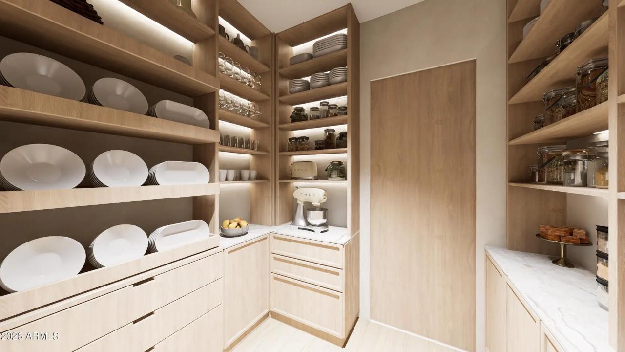 Real Estate Picture 6