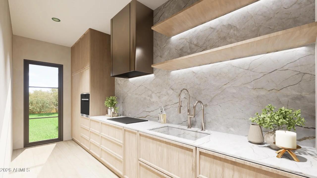 Real Estate Picture 7