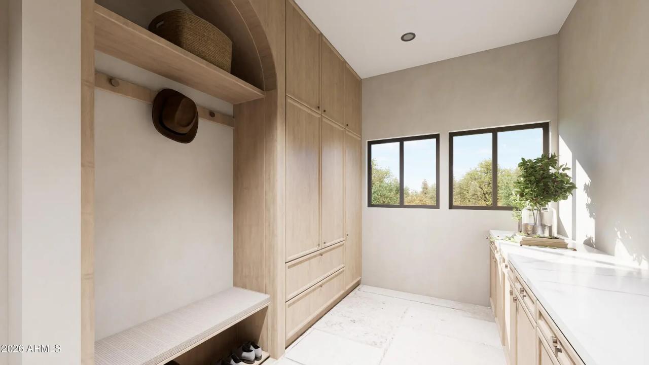 Real Estate Picture 24