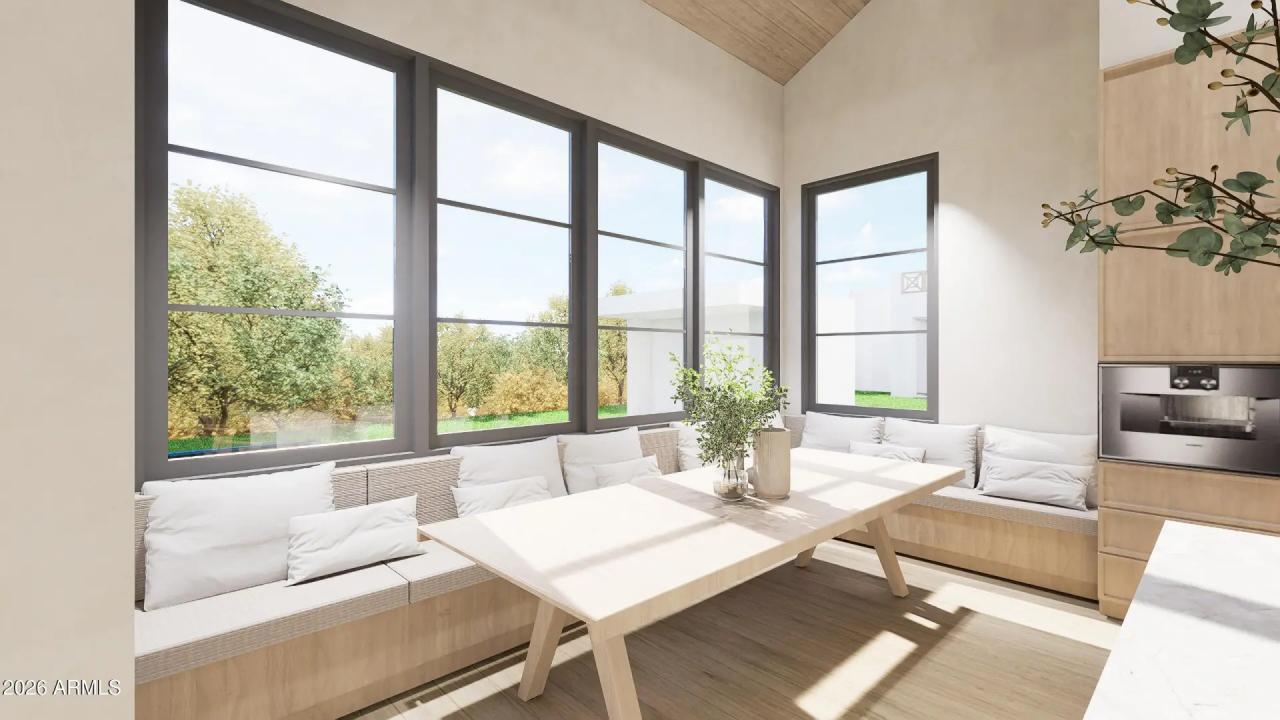 Real Estate Picture 8