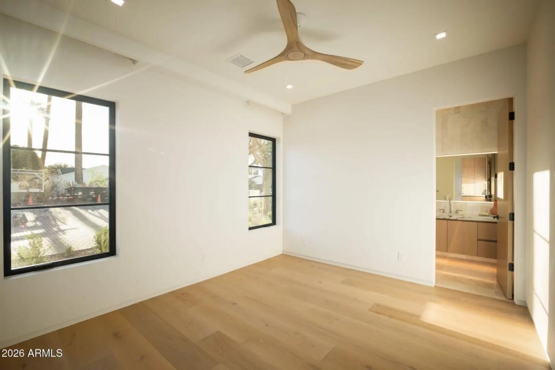Real Estate Picture 61