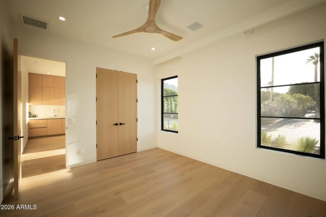 Real Estate Picture 58