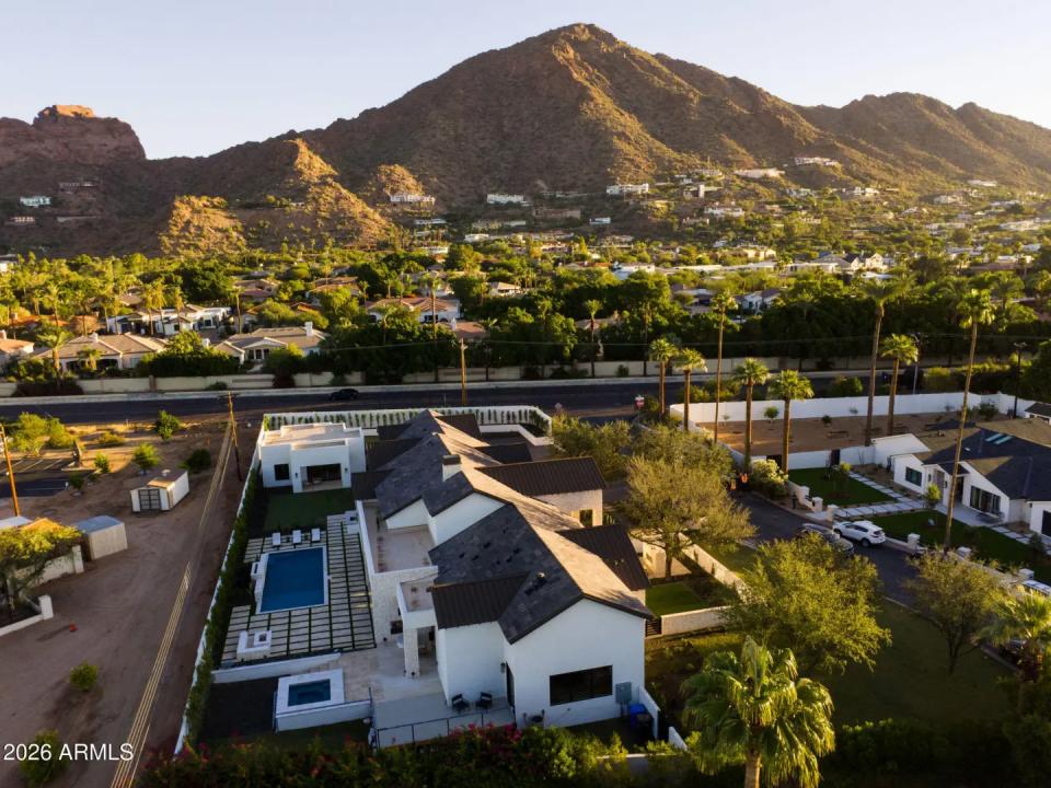 Real Estate Picture 70