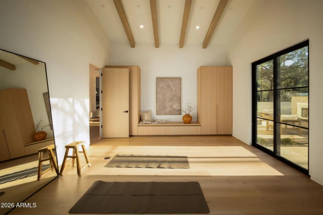 Real Estate Picture 44