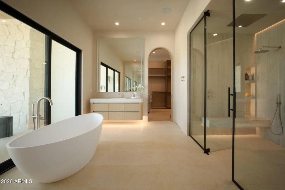 Real Estate Picture 34