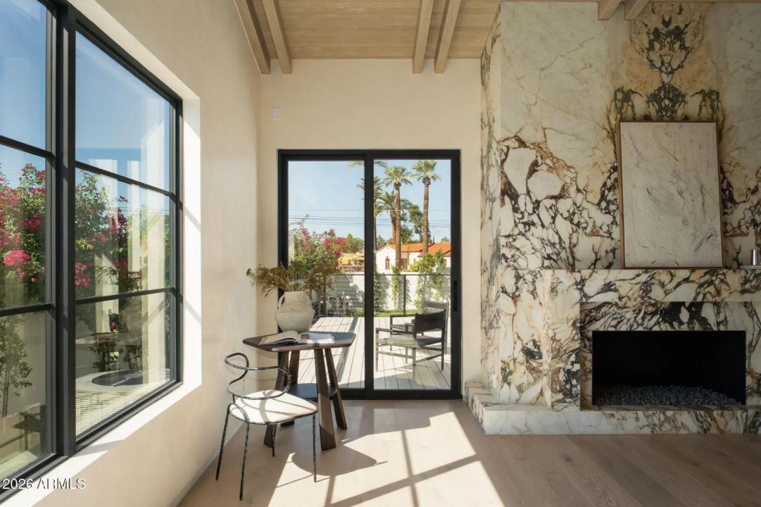 Real Estate Picture 33