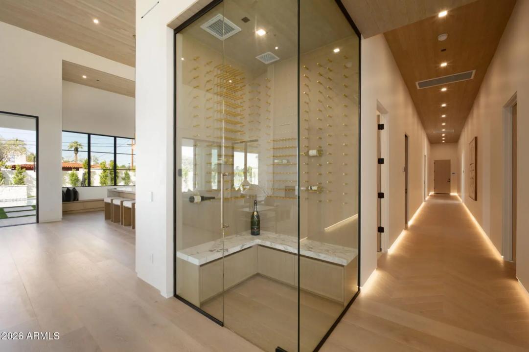 Real Estate Picture 9