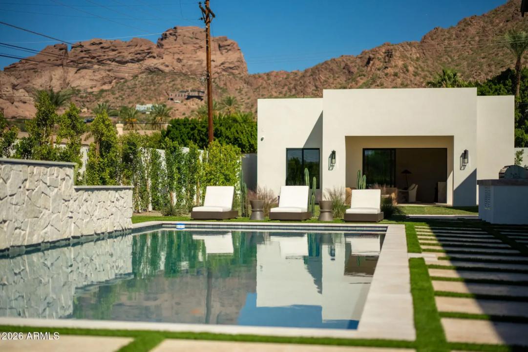 Real Estate Picture 60