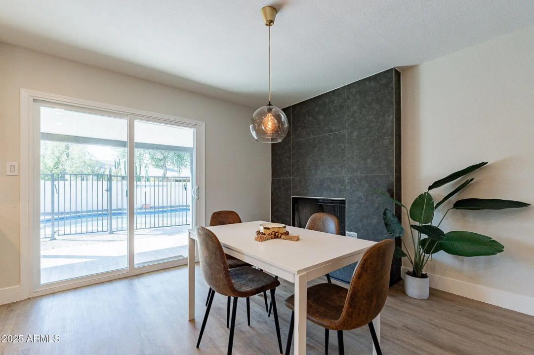 Real Estate Picture 5