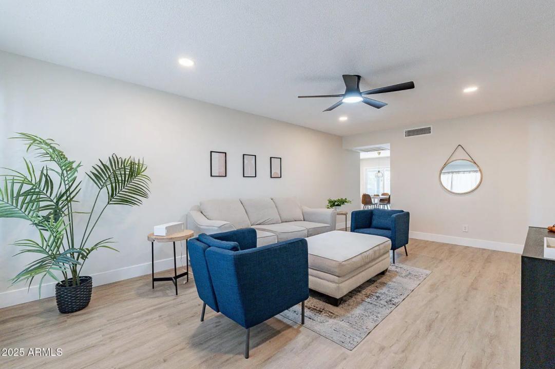 Real Estate Picture 6