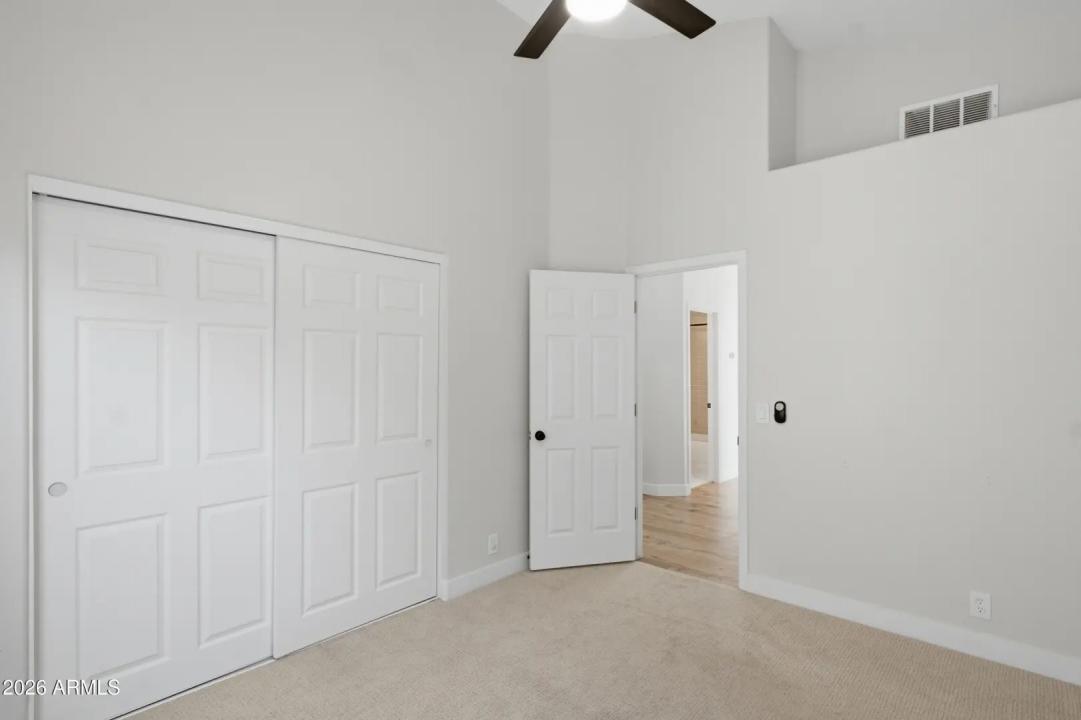 Real Estate Picture 23