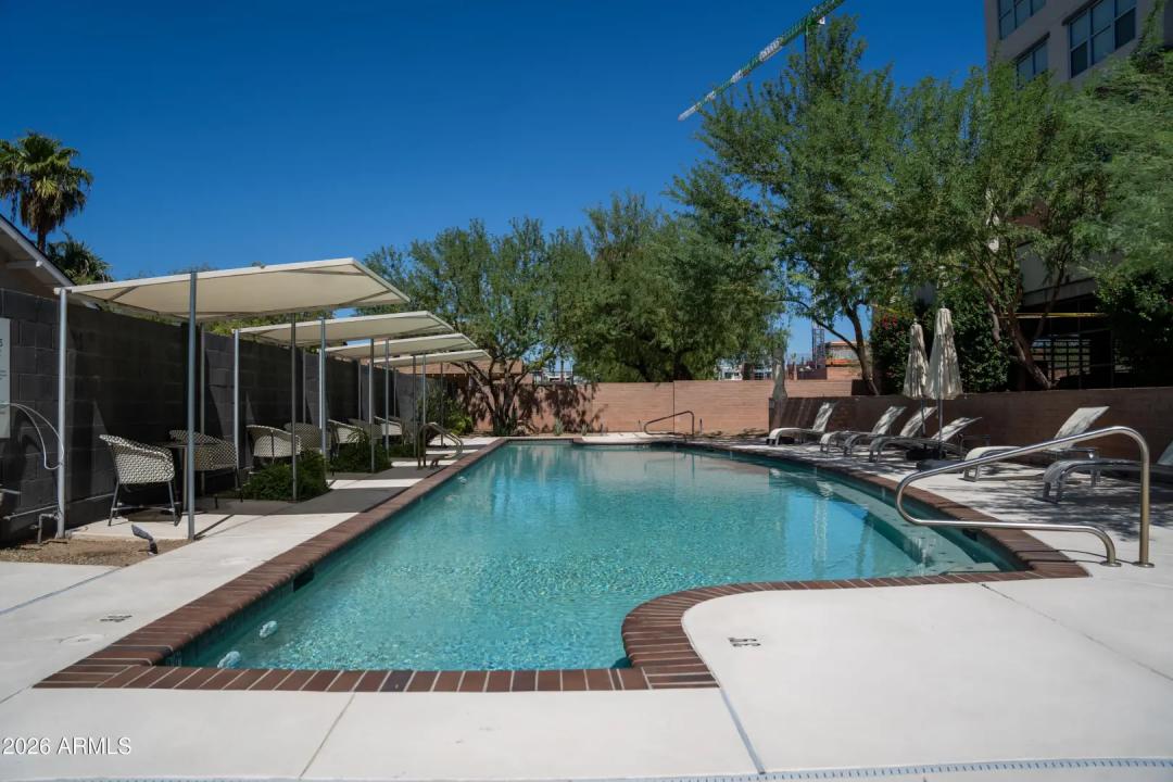 Real Estate Picture 22