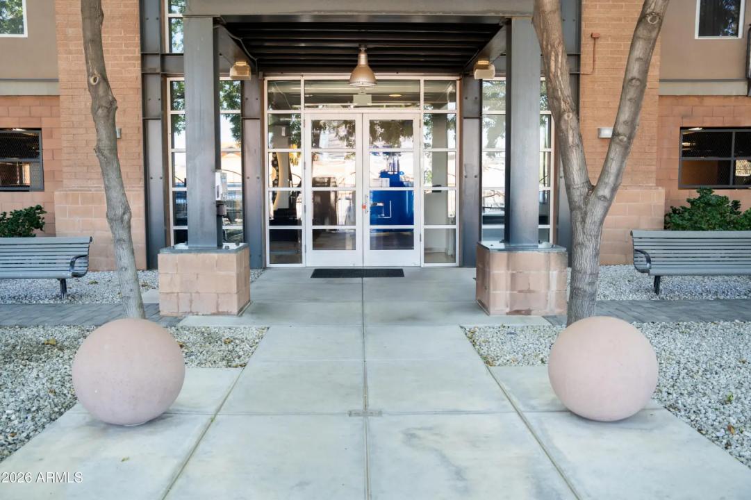 Real Estate Picture 25