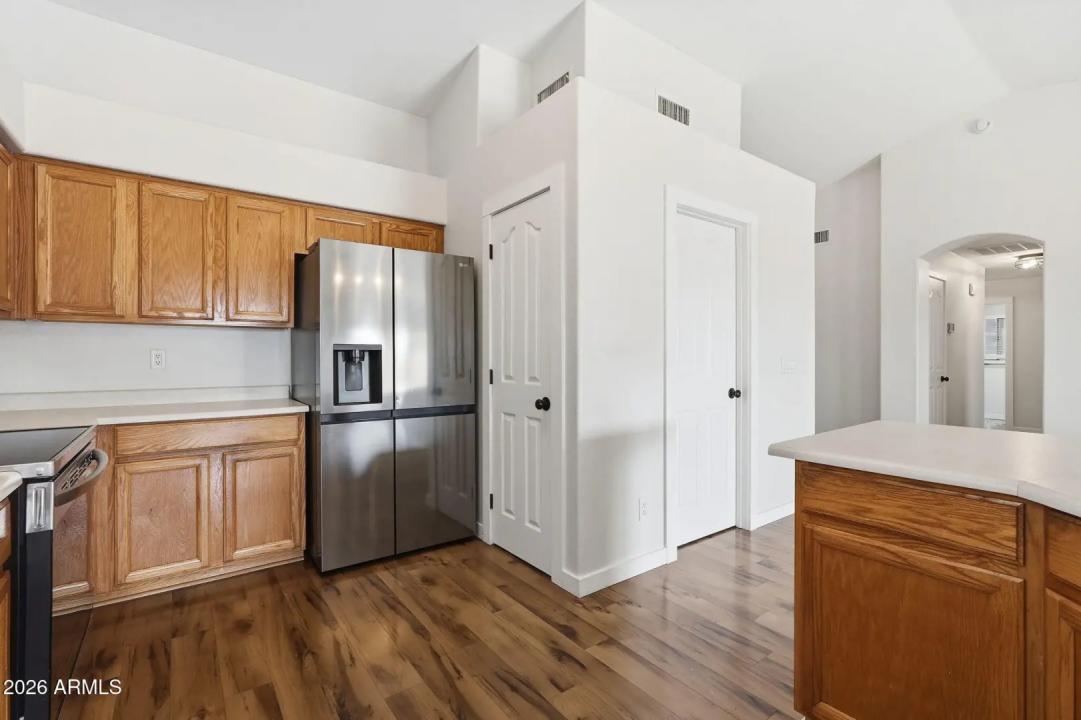 Real Estate Picture 13