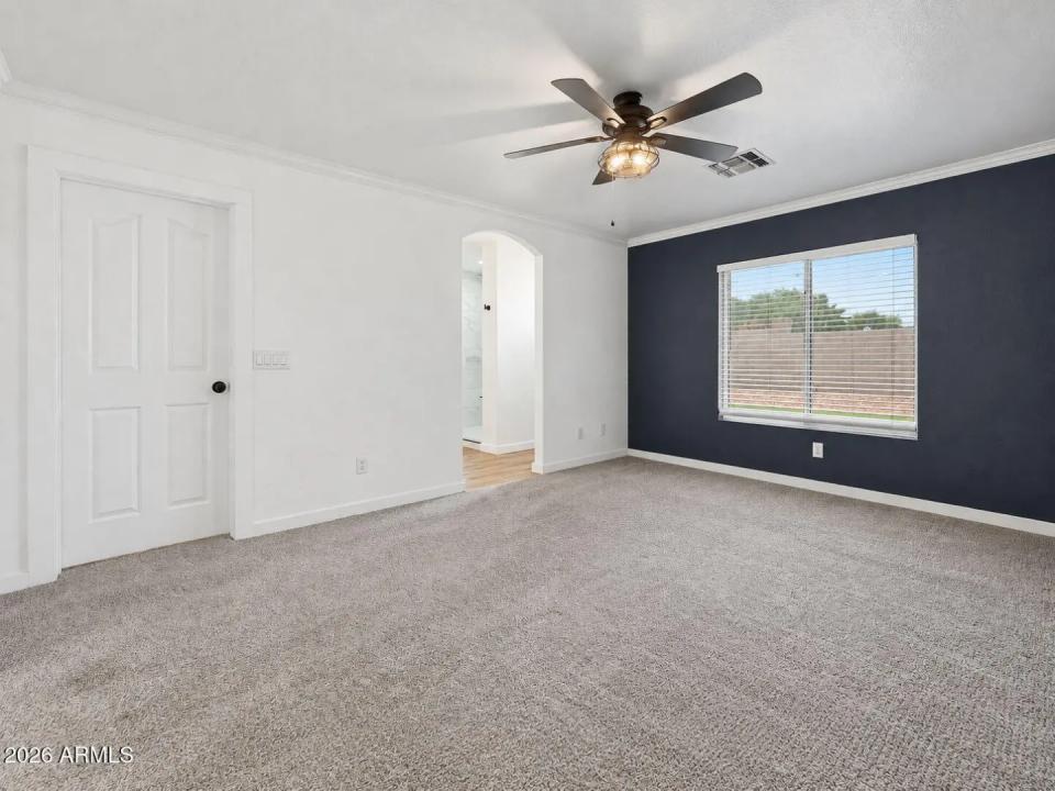 Real Estate Picture 19