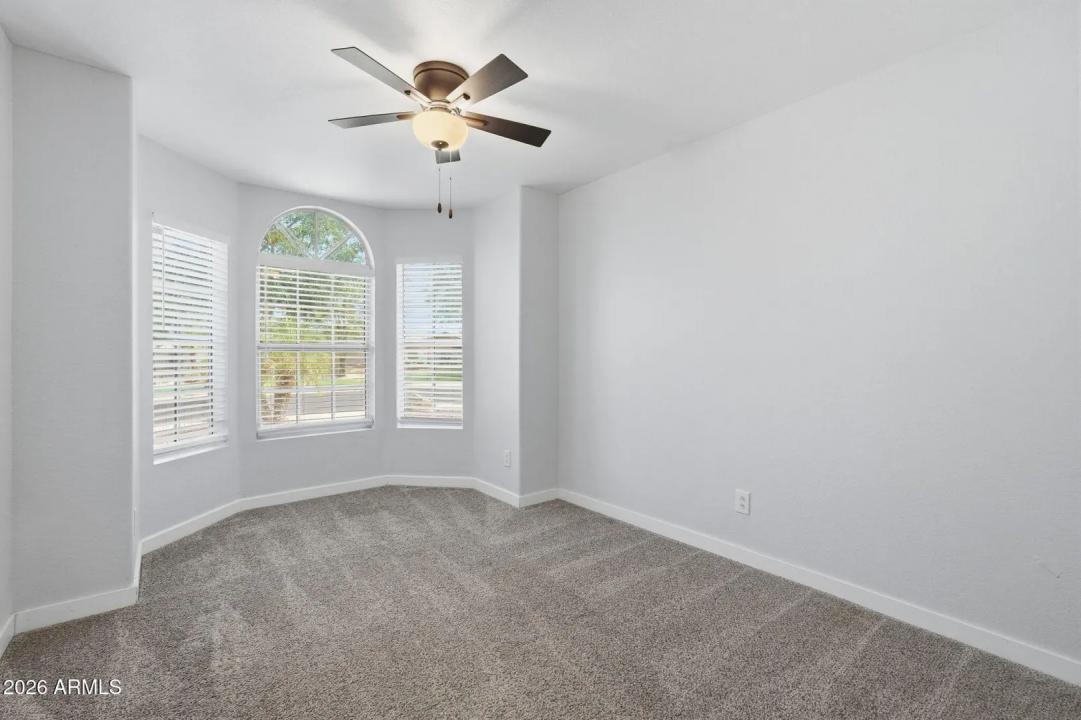 Real Estate Picture 25