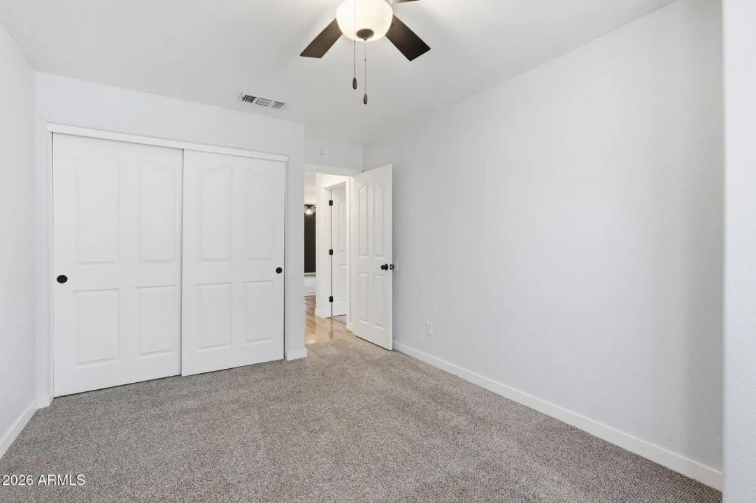 Real Estate Picture 26