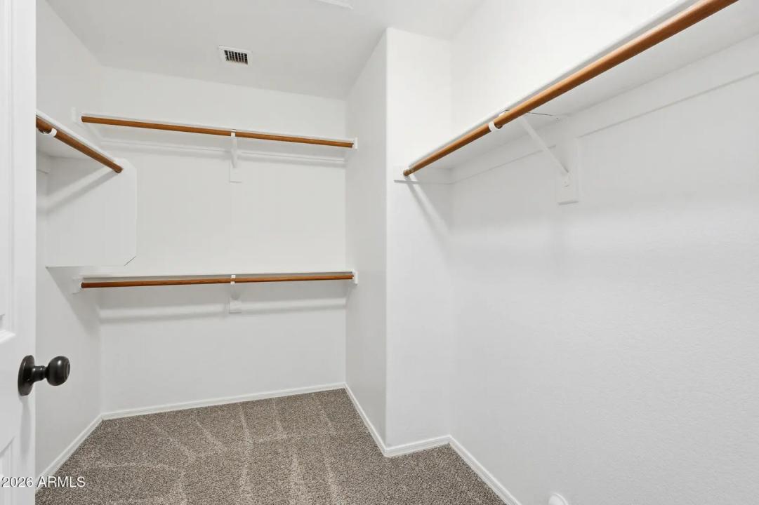 Real Estate Picture 24