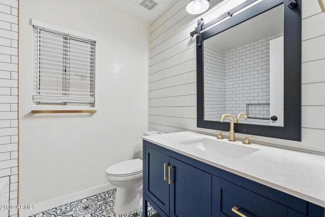 Real Estate Picture 29