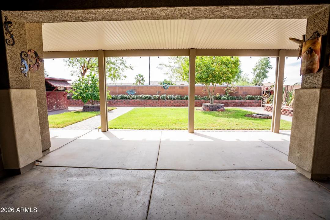 Real Estate Picture 23