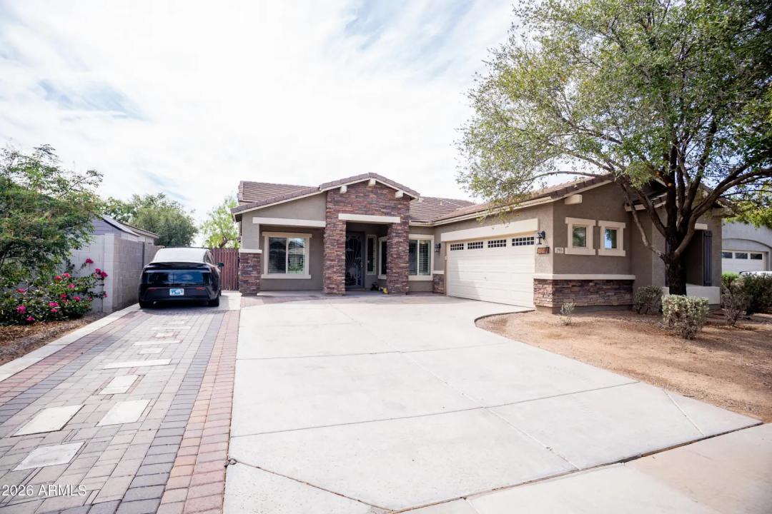 Real Estate Picture 1