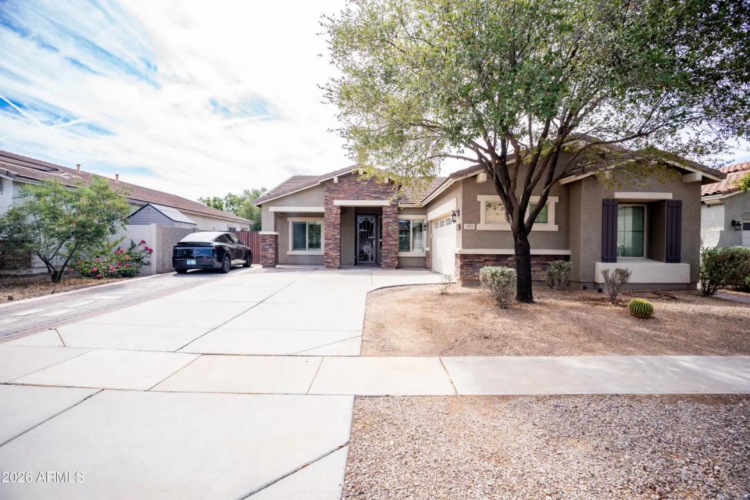 Real Estate Picture 2
