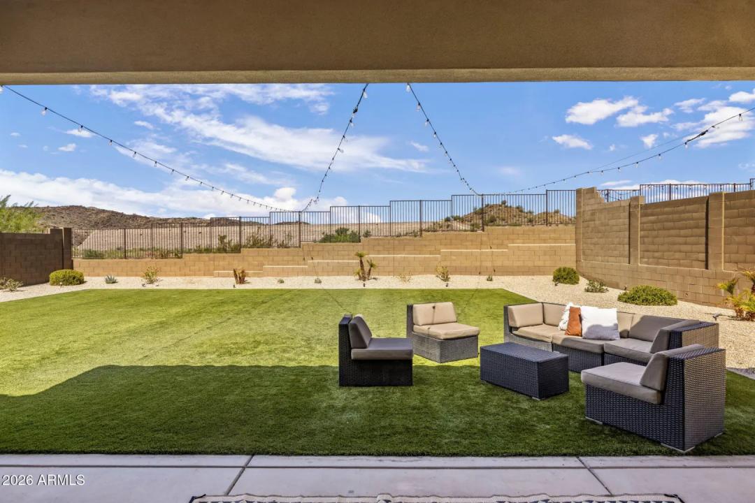 Real Estate Picture 2