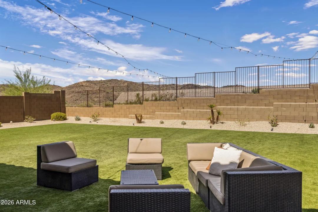 Real Estate Picture 30