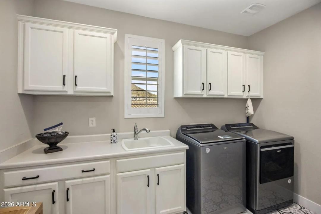 Real Estate Picture 21