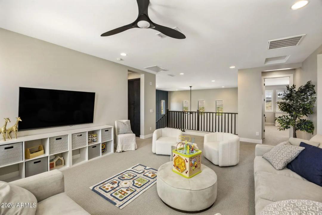 Real Estate Picture 27