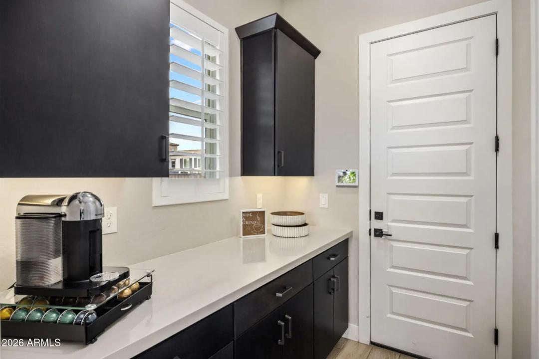 Real Estate Picture 19