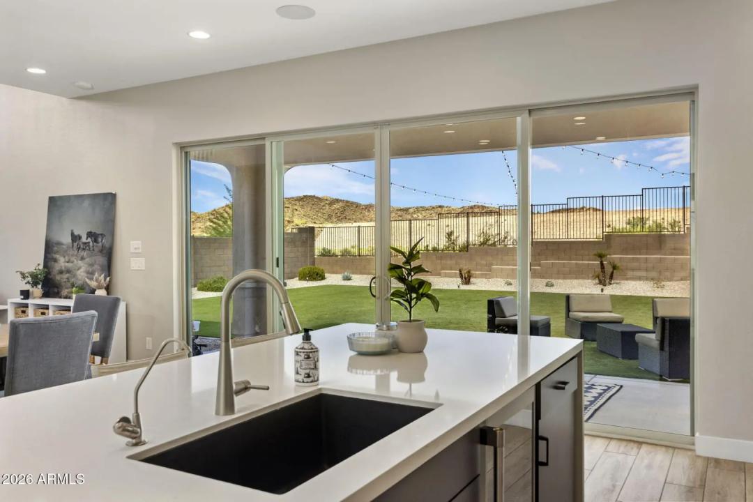 Real Estate Picture 25