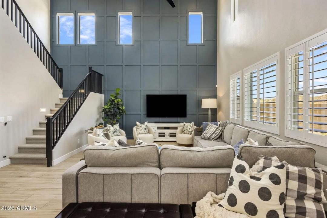 Real Estate Picture 34