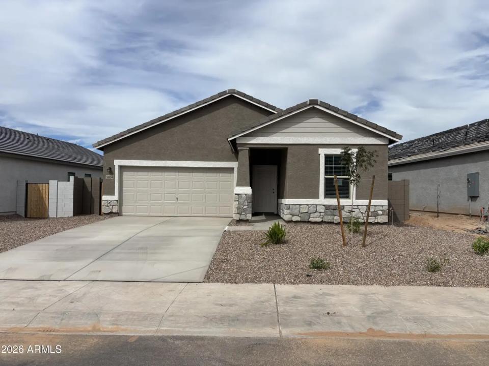 Real Estate Picture 1