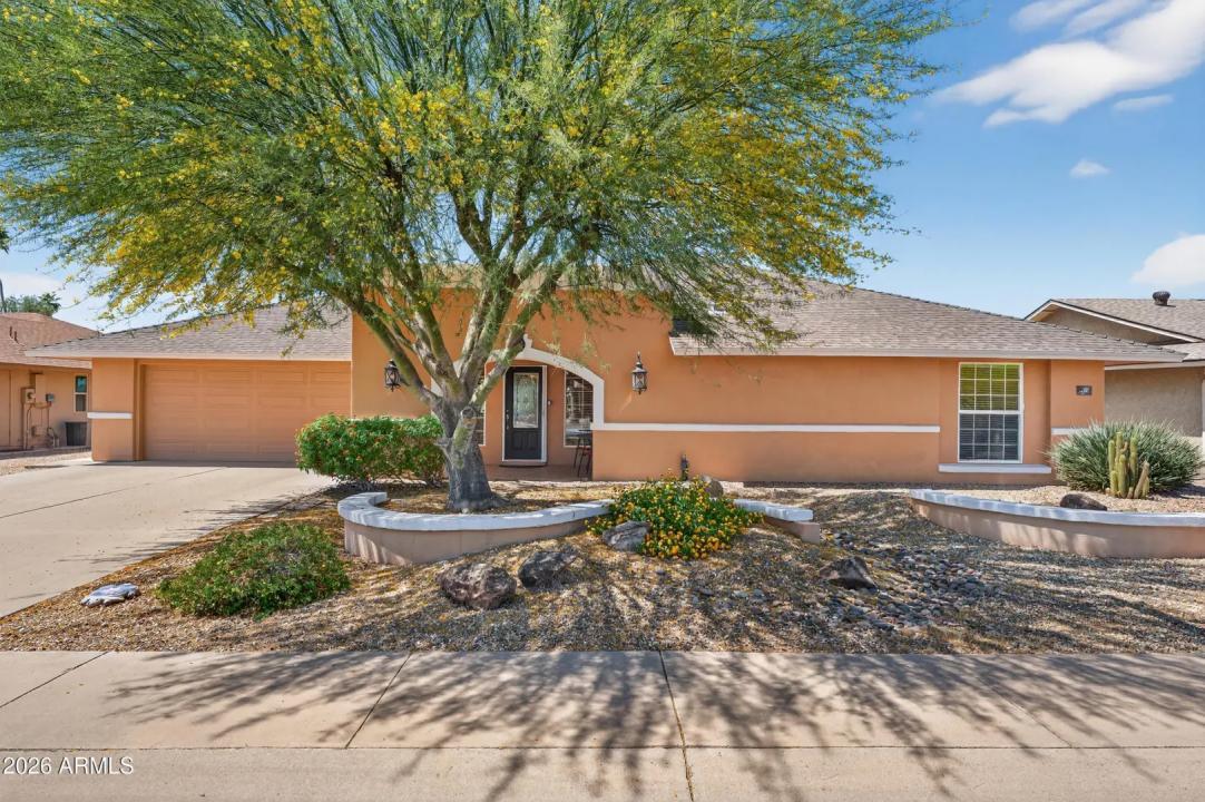 Real Estate Picture 3