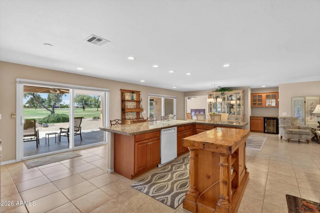 Real Estate Picture 21