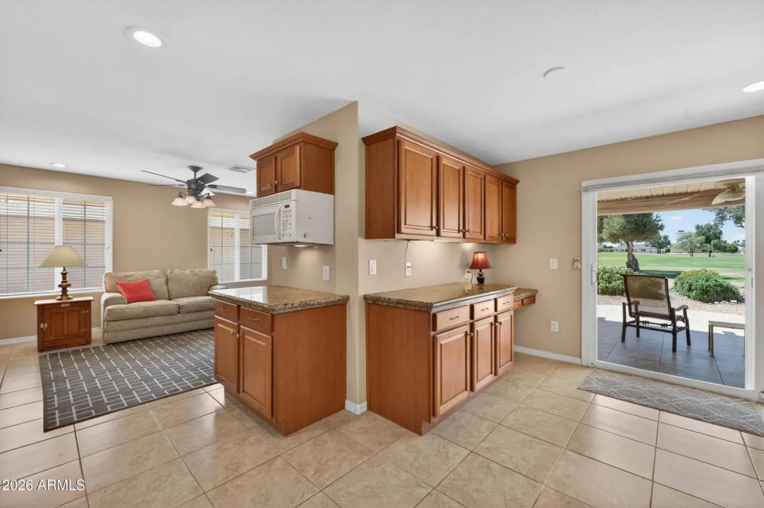 Real Estate Picture 22