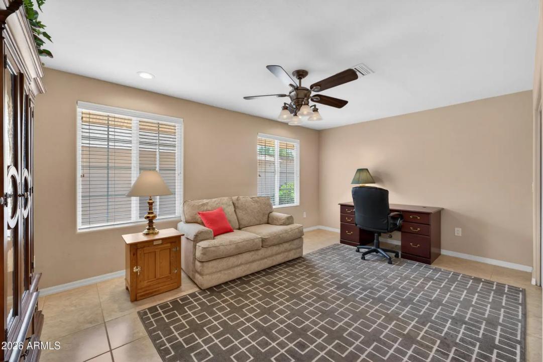 Real Estate Picture 23
